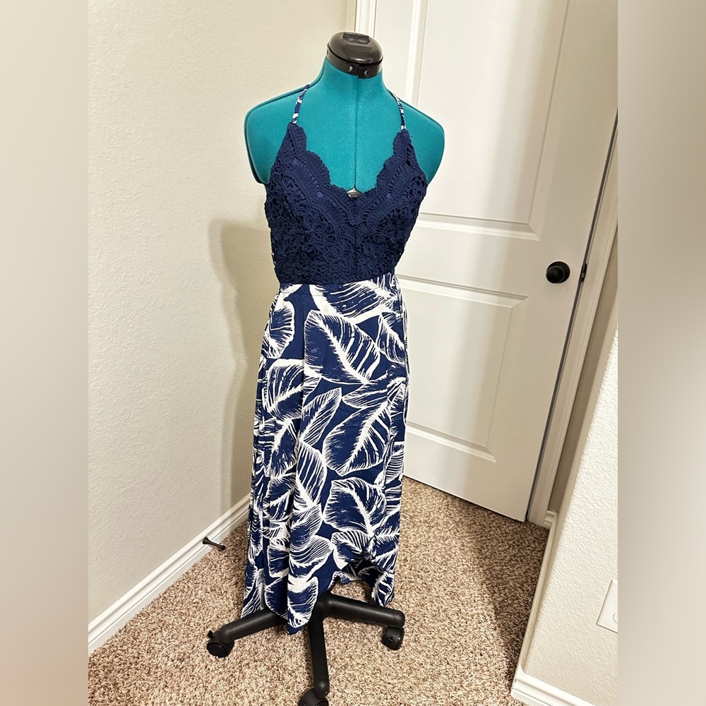 Blooming Jelly blue floral dress
